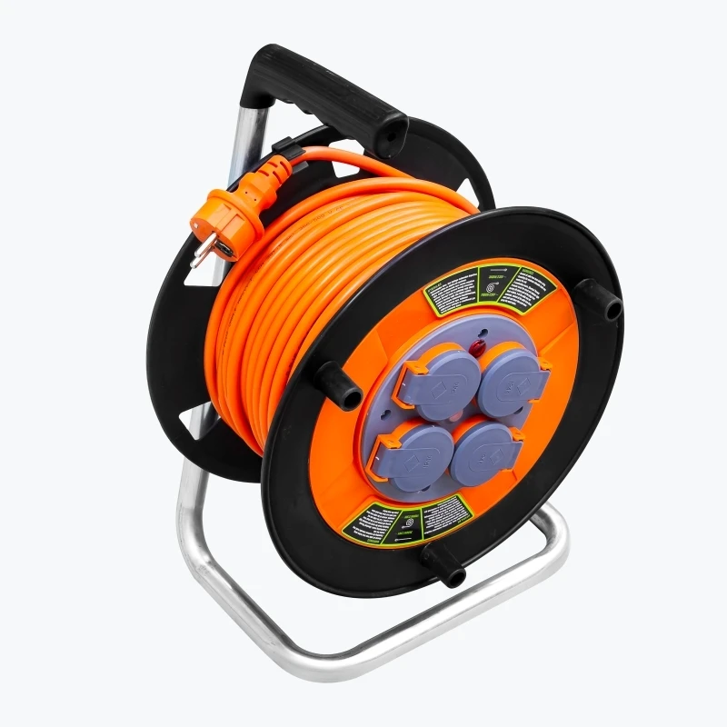 Удлинитель на катушке 4 гнезда 3x1.5 мм² 250V 35 метров  IP44-1