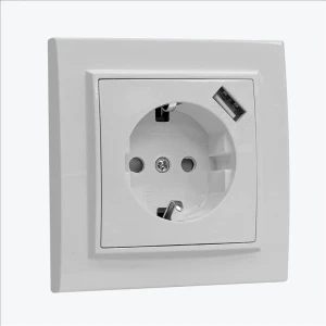Розетка с заземлением белая с защитными шторками+USB серия Minsk ERR16-028-100-USB EKF